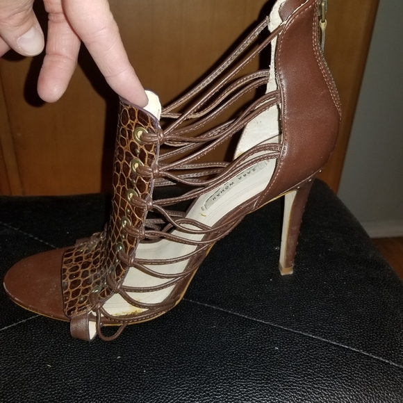 Zara Heeled Gladiator style shoe - Picture 2 of 6